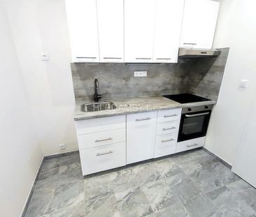 Pronájem bytu 2+kk 46 m² - Fotografie 2