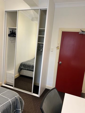 Darlington - Photo 5