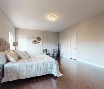 For Lease - 61 Match Point Court, Aurora, Ontario - Photo 2