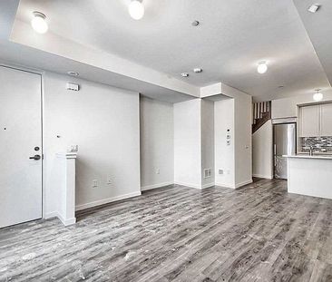 For Lease - 600 Alex Gardner Circle Unit# 111, Aurora, Ontario - Photo 2