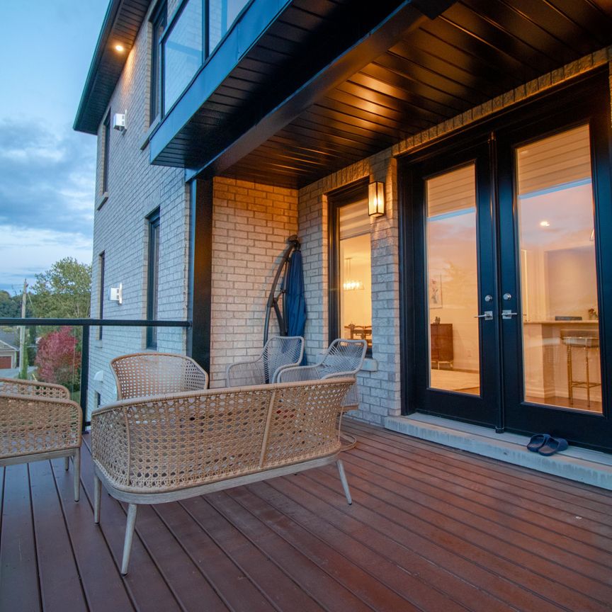 For Lease - 4 Kenmir Avenue, Niagara-on-the-Lake, Ontario - Photo 1