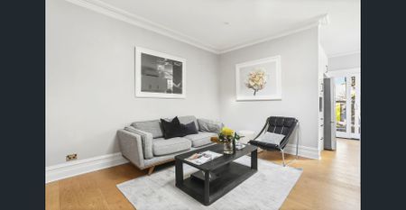 Classic Charm Meets the Modern Era - Photo 2