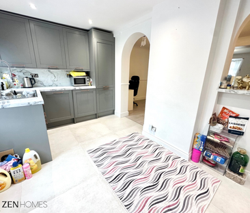 3 bedroom terraced house to rent - Photo 2