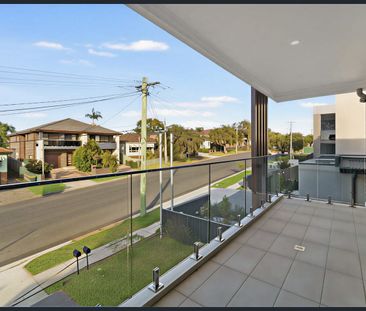 BRAND NEW LUXURY 5 BEDROOM DUPLEX - Photo 6