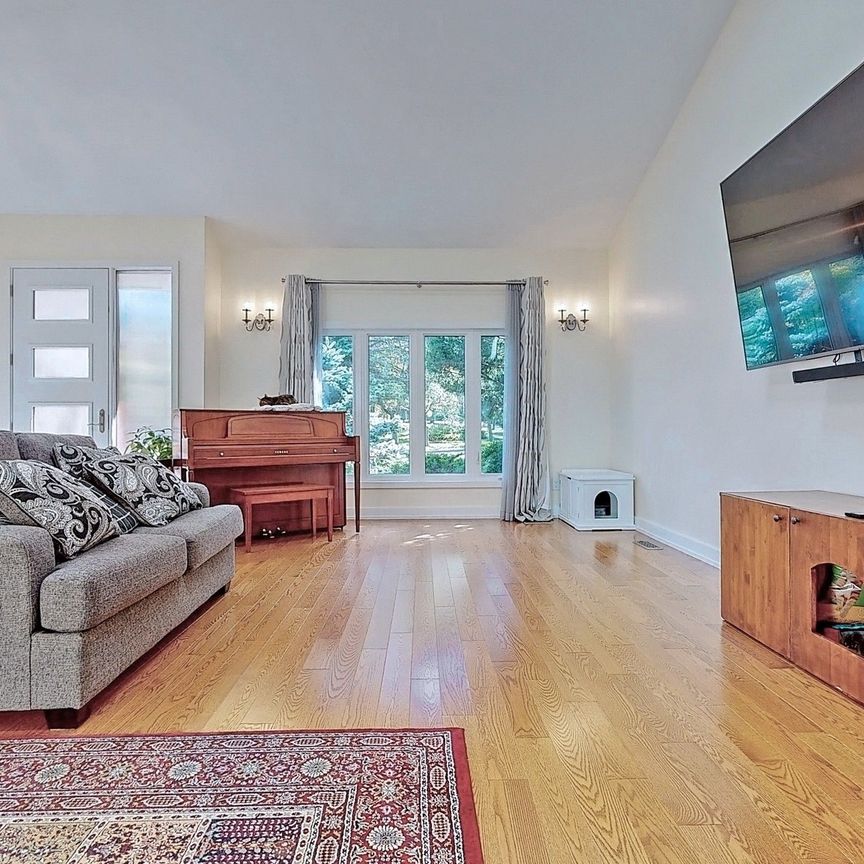 For Lease - 1280 Watersedge Road, Mississauga, Ontario - Photo 1