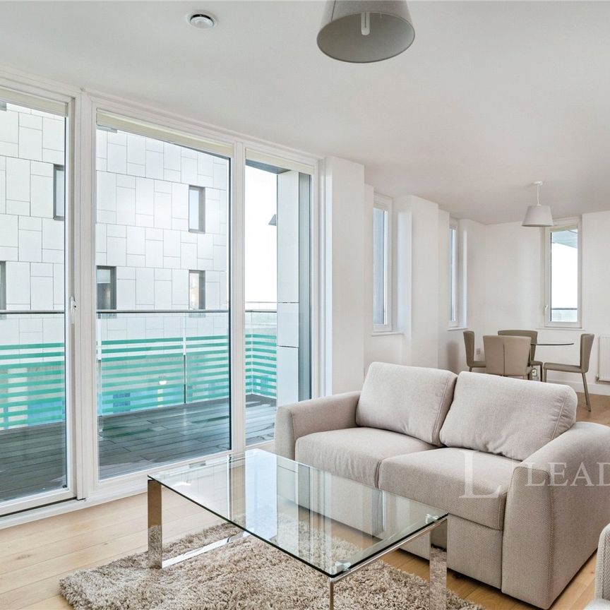 2 bedroom apartment to rent The Boardwalk, Brighton, BN2 - Photo 1