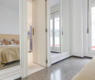 Passeig de l'Albereda, Valencia, Valencian Community 46010 - Photo 5