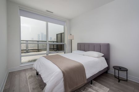 For Lease - 36 Elm Drive Unit# 2708, Mississauga, Ontario - Photo 3