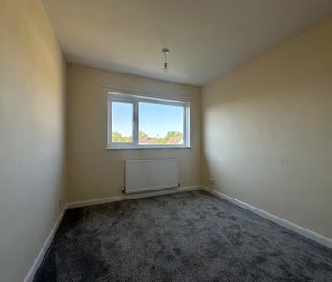 3 bedroom bungalow to rent - Photo 3