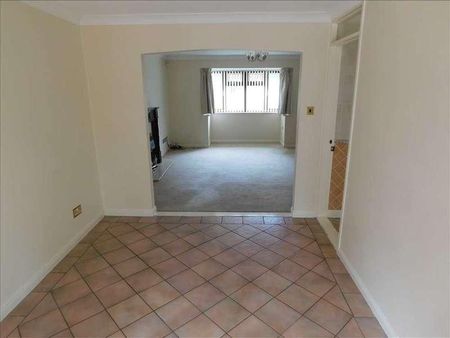 Horse Shoe Close, Hempstead, ME7 - Photo 3