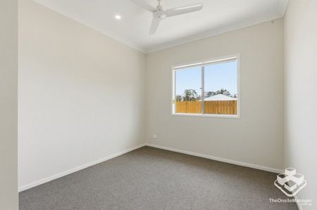 Brand New 4 Bedder Family House unbeatable LOW Price $630 pw - Photo 3