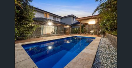 UPGRADE YOUR LIFESTYLE - East Facing Family Home with Swimming Pool, Solar & No Front Neighbour - Photo 3