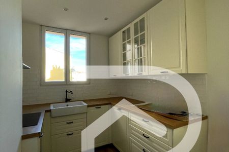 À louer ? Charmant T2 de 51,08 m² à Sète - Photo 2