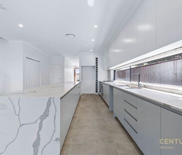 Brand New Modern Duplex - Photo 2
