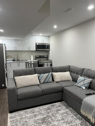 For Lease - 8 Grace Crescent Unit# BSMT, Barrie, Ontario - Photo 1