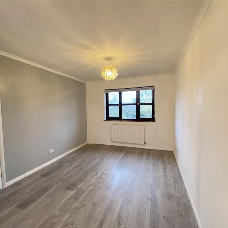 Stow Road, Moreton-in-Marsh - Photo 1