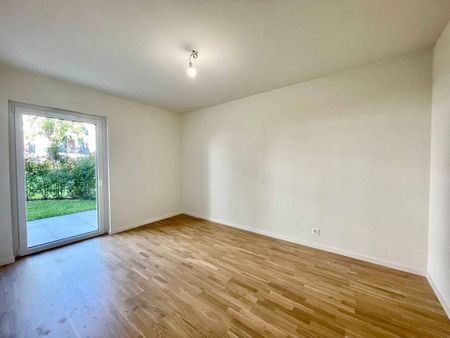 Charmant appartement de 2.5 pièces neuf avec terrasse et jardin - Photo 4