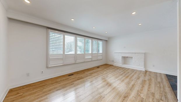 For Lease - 24 Fenelon Drive Unit# Main Floor, Toronto, Ontario - Photo 1