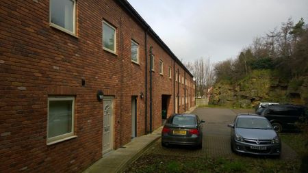 Studio to rent - Photo 4