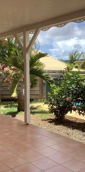 Location Maison 4 pièces 98m² LE VAUCLIN 97280 - Photo 1