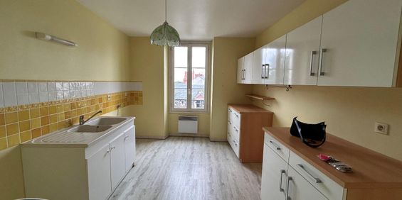 Location Appartement 2 pièces 70m² BOURGES 18000 - Photo 3