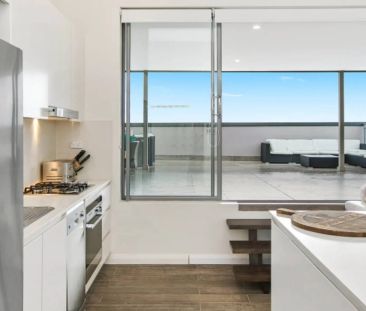 One Bedroom Apartment with Massive Outdoor Entertaining Balcony - Photo 1