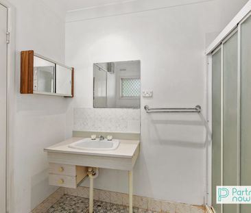 2 BEDROOM DUPLEX - SOUTH TAMWORTH LOCATION - Photo 4