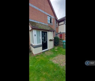 1 bedroom semi-detached house to rent - Photo 2