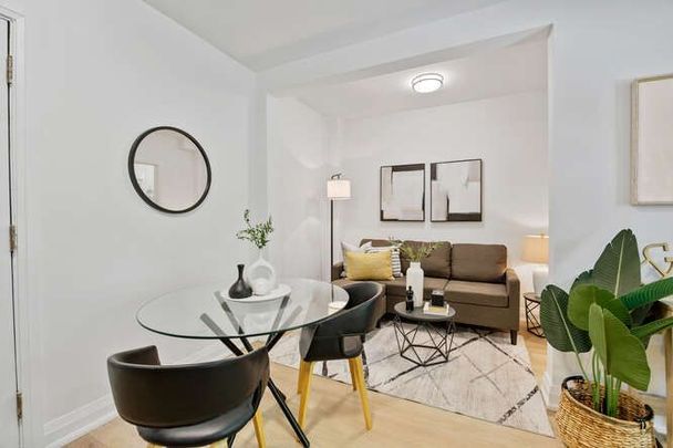 For Lease - 134 Carlton Street Unit# 2, Toronto, Ontario - Photo 1