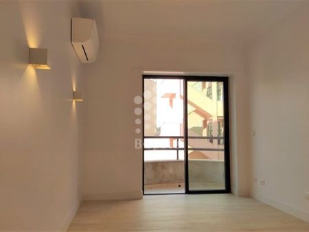 3 room luxury Apartment for rent in Saldanha (Nossa Senhora de Fatima), Lisbon - Photo 4