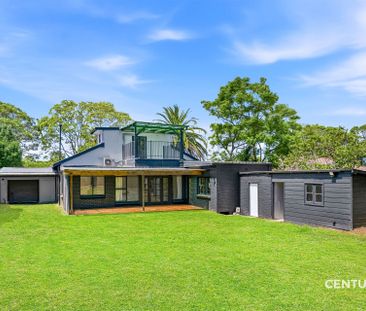 Beautiful Family Home ** Available Now ** - Photo 3