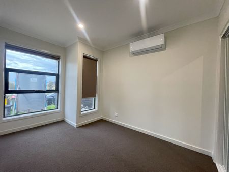 8 Keeping Terrace, 3029, Tarneit Vic - Photo 3