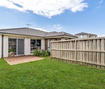 Low-Maintenance Living in a Convenient Carrum Downs Location - Photo 5