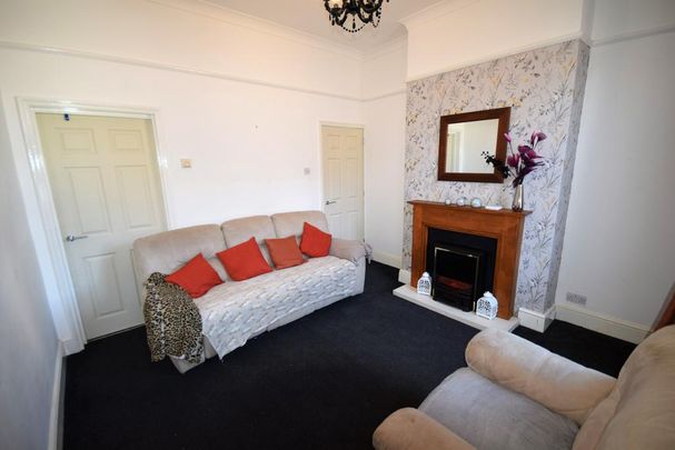 2 bedroom terraced house to rent - Photo 1
