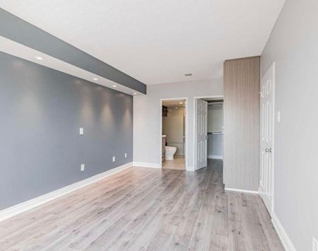 For Lease - 335 Webb Drive Unit# PH-108, Mississauga, Ontario - Photo 3