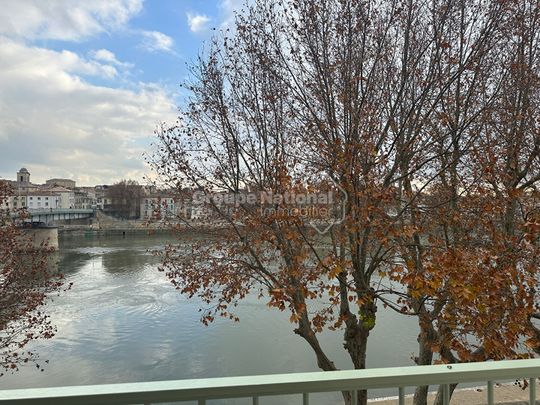 A louer Arles Trinquetaille T3 avec place parking, - Photo 1