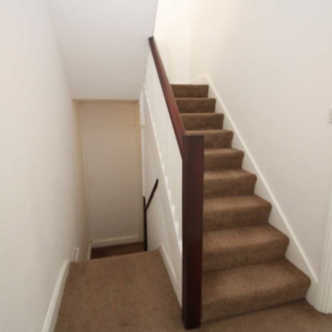 2 bed Flat for rent - Photo 1