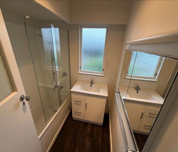Comfortable central city home - Photo 6