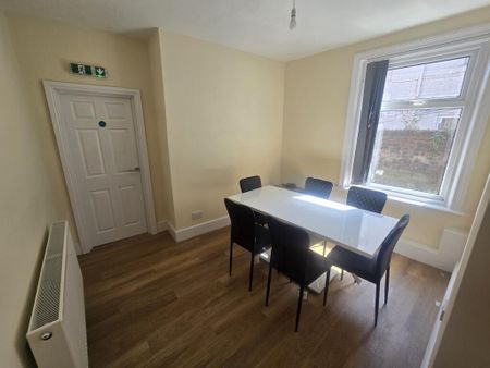 1 bedroom terraced house to rent - Photo 5