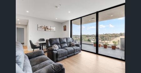 Spacious Contemporary Living with Premium Amenities - Photo 5