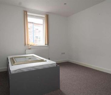 Cubitt Way, Woodston, Peterborough, PE2 - Photo 5