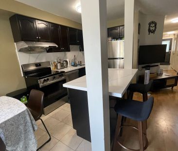 For Lease - 6888 Dillingwood Drive, Mississauga, Ontario - Photo 6