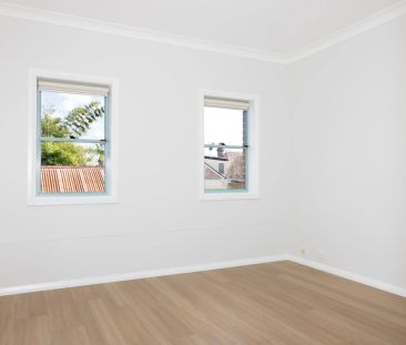 8/100 Johnston Street, - Photo 3