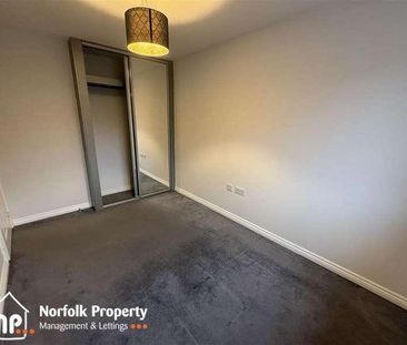 Queen Hill, NR8 - Photo 5