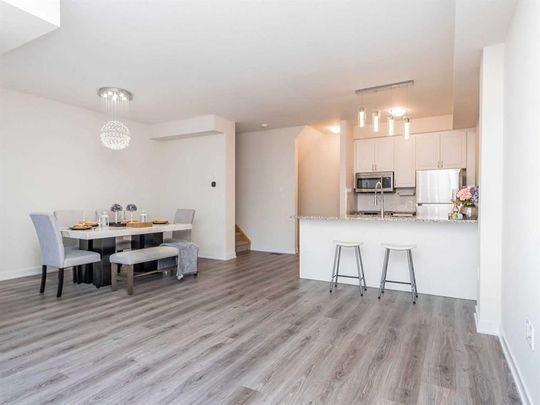 For Lease - 590 North Service Road Unit# 76, Hamilton, Ontario - Photo 1