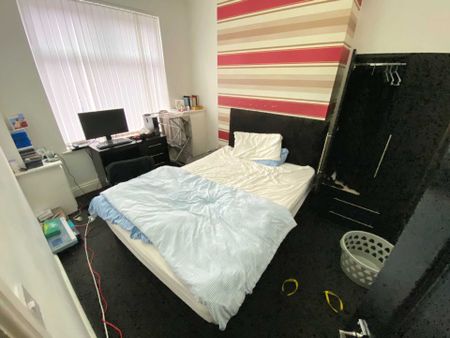 Suffolk Street, Salford - Photo 4