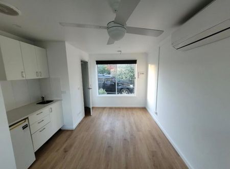 2B/9 Aherin Street, Morwell, VIC - Photo 5