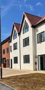 3 bedroom terraced house to rent - Photo 4