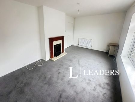 3 bedroom house to rent Reedham Way, ST2 - Photo 3