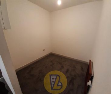 1 bedroom block of apartments to rent - Photo 2